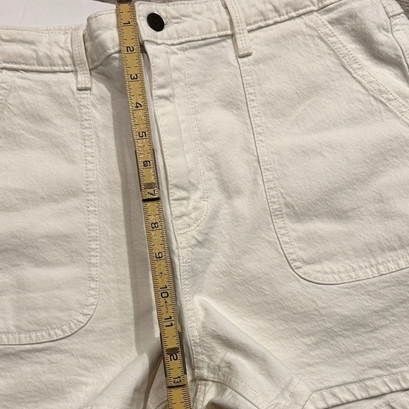 Universal Thread high-rise midi white carpenter cotton Shorts size 12/31 - Picture 6 of 10